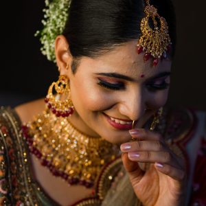 About Us | Dusky Makeover Studio